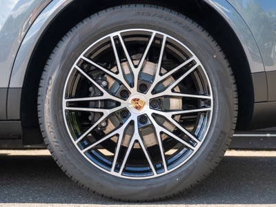 2026 Porsche Cayenne Base
