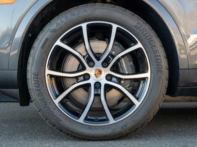 2026 Porsche Cayenne Base