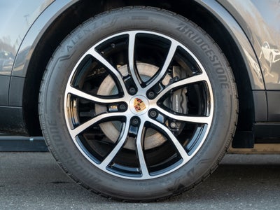 2026 Porsche Cayenne Base