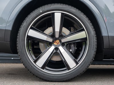 2026 Porsche Cayenne Base