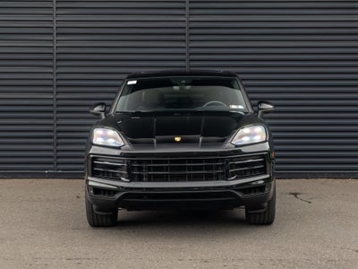 2024 Porsche Cayenne Base