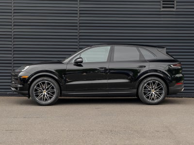 2024 Porsche Cayenne Base