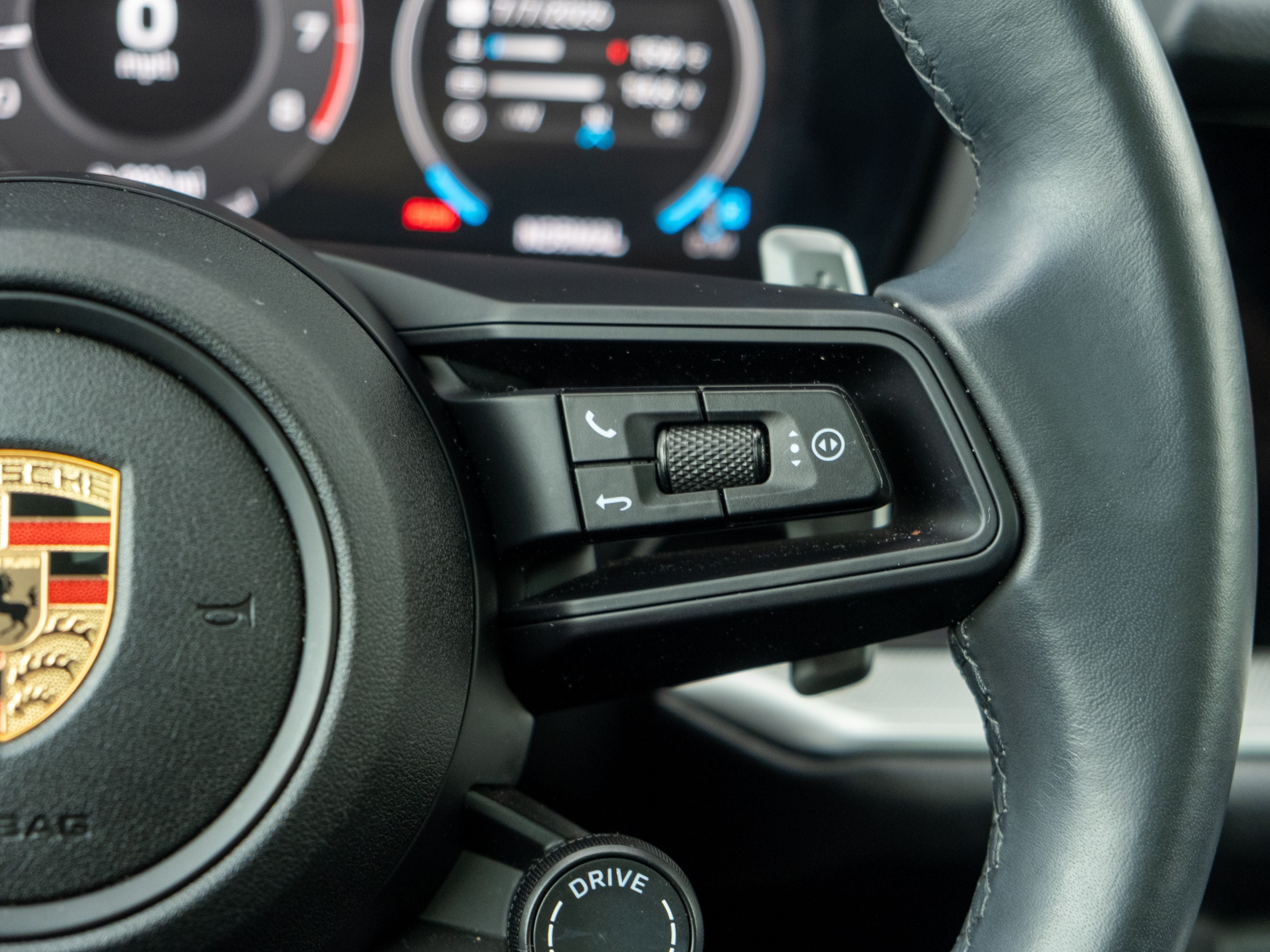 2024 Porsche Cayenne Base