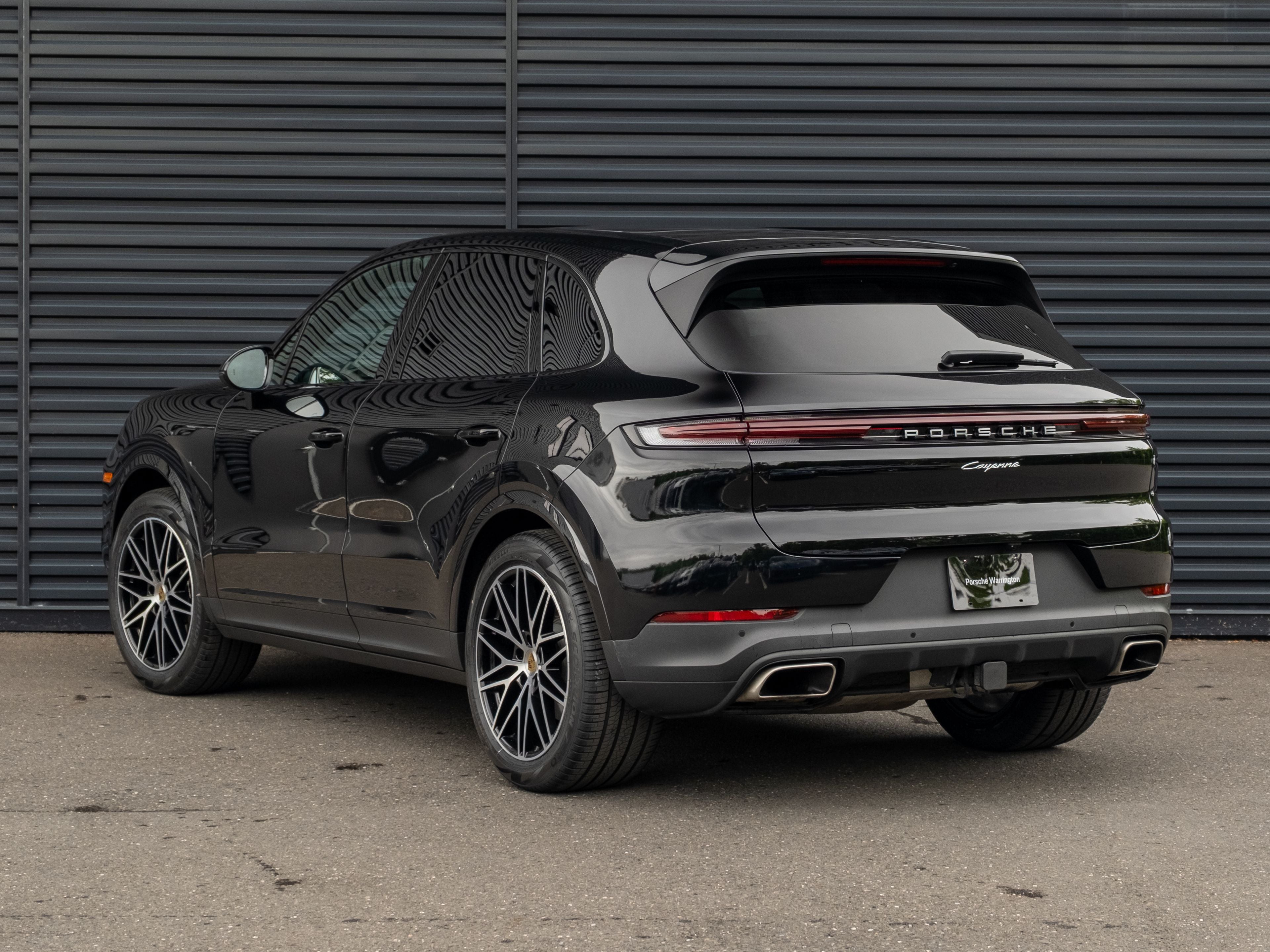 2024 Porsche Cayenne Base