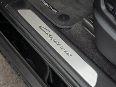 2024 Porsche Cayenne Base