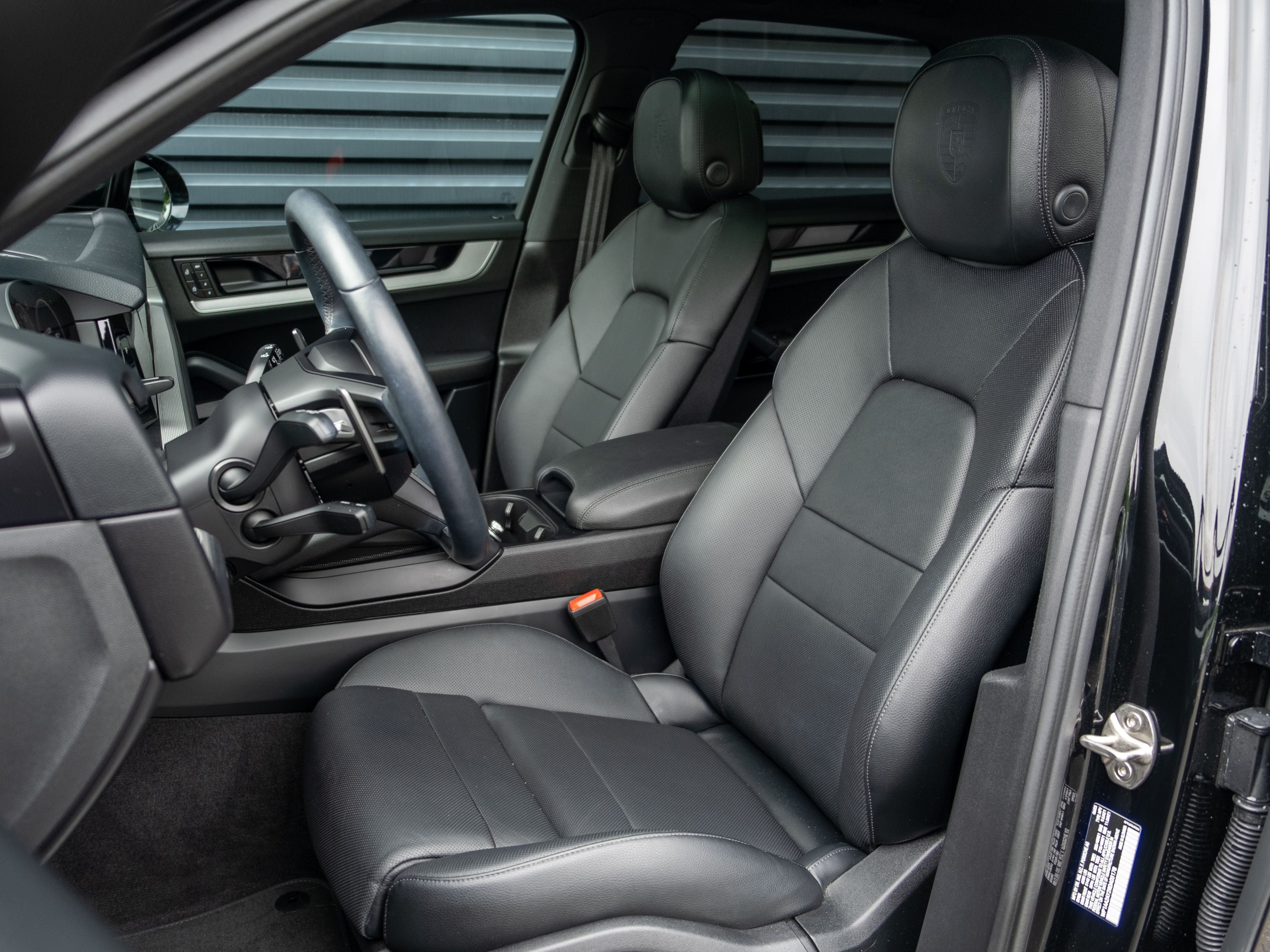 2024 Porsche Cayenne Base