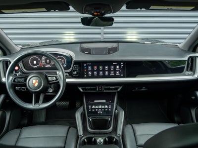 2024 Porsche Cayenne Base