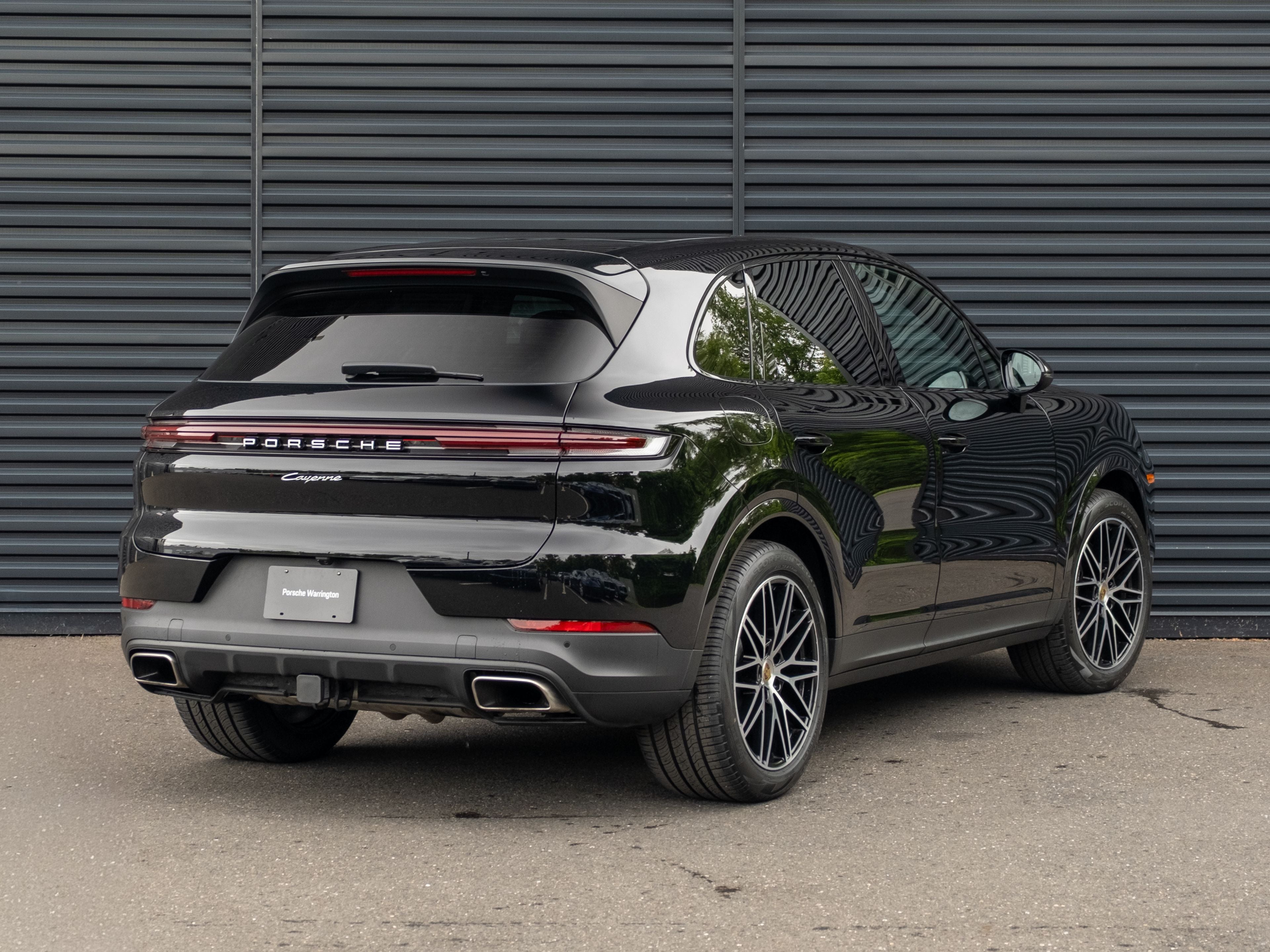 2024 Porsche Cayenne Base