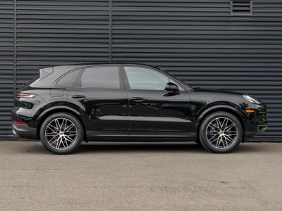2024 Porsche Cayenne Base