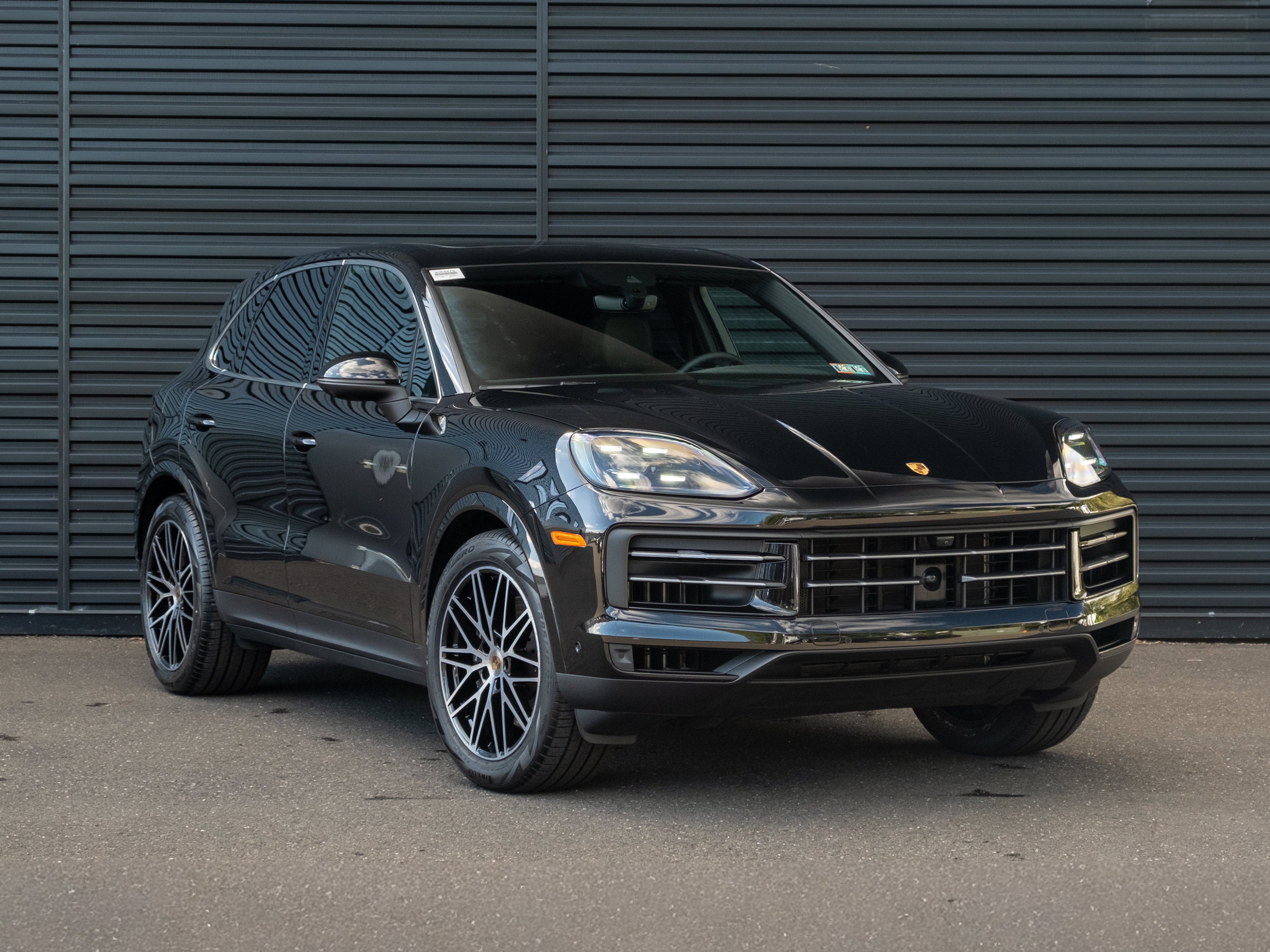 2025 Porsche Cayenne Base