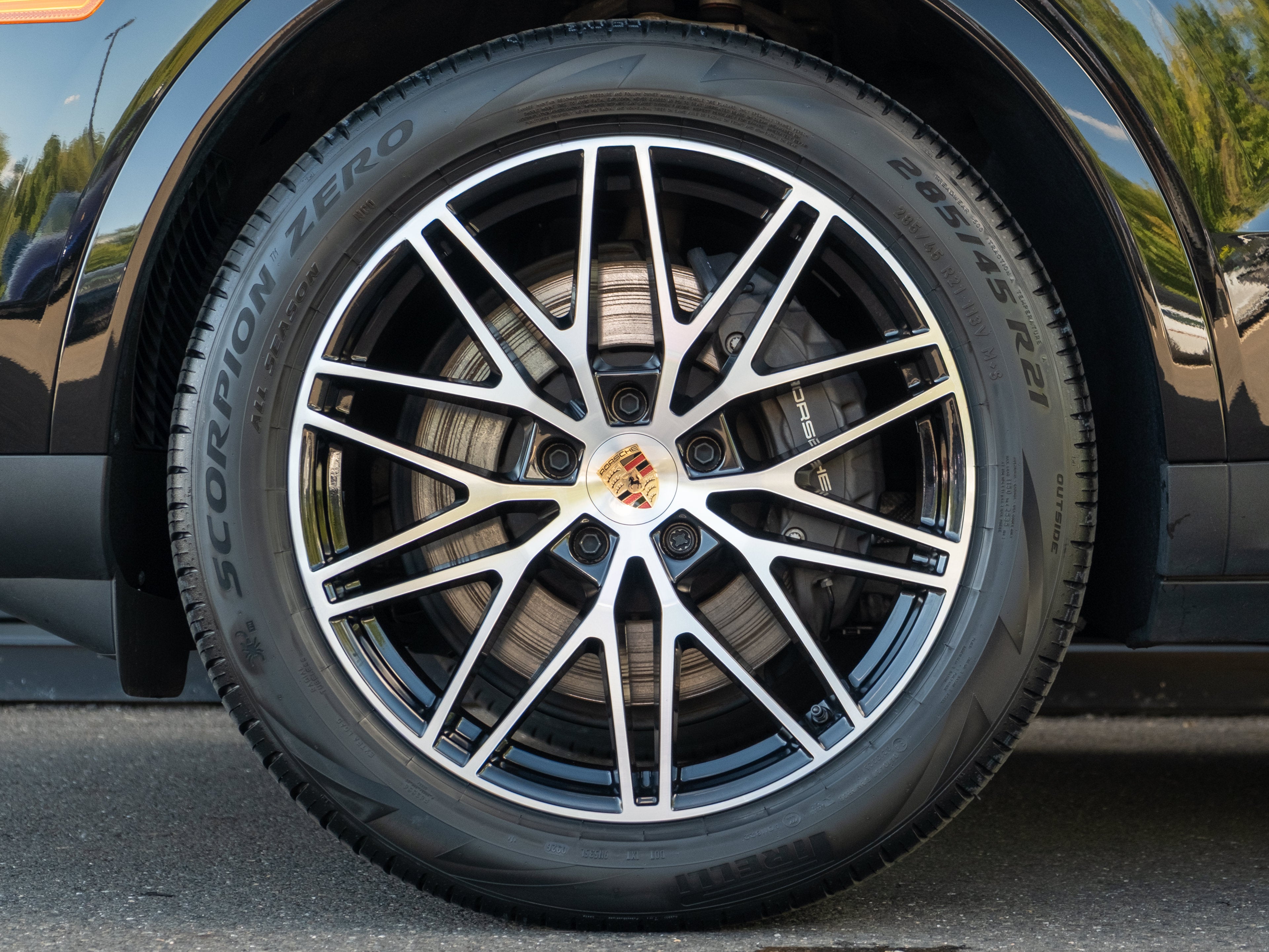 2025 Porsche Cayenne Base