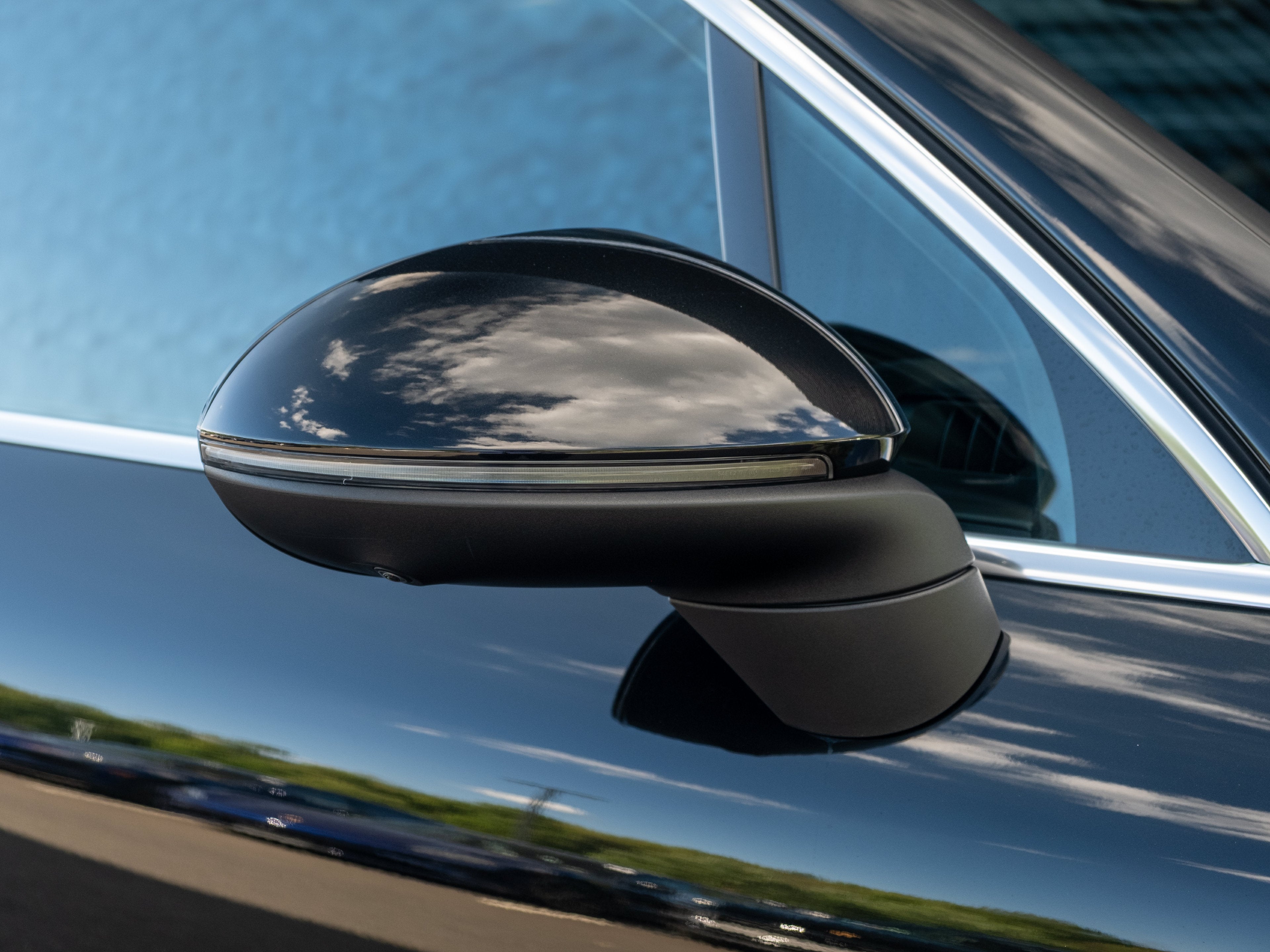 2025 Porsche Cayenne Base
