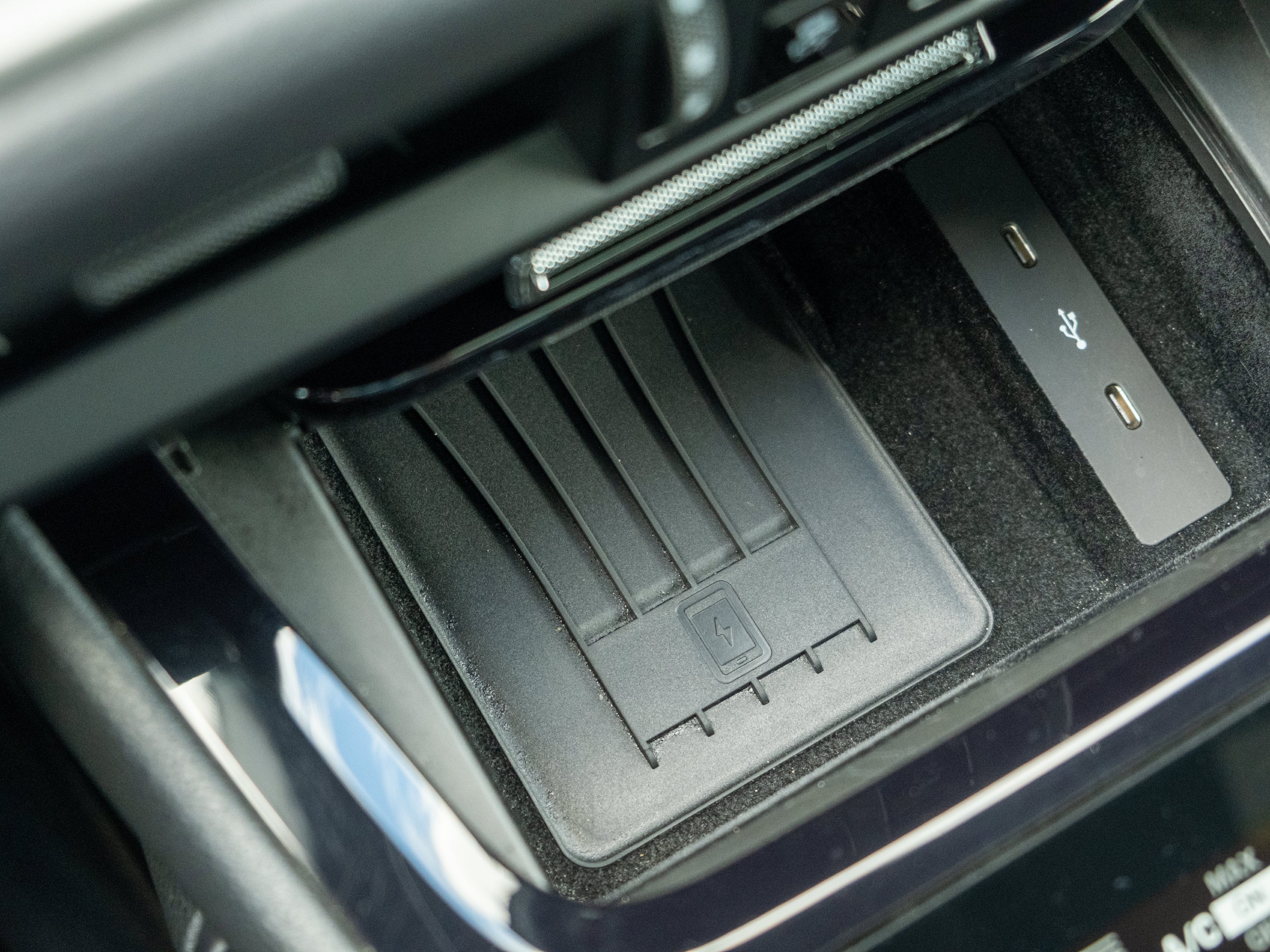 2025 Porsche Cayenne Base