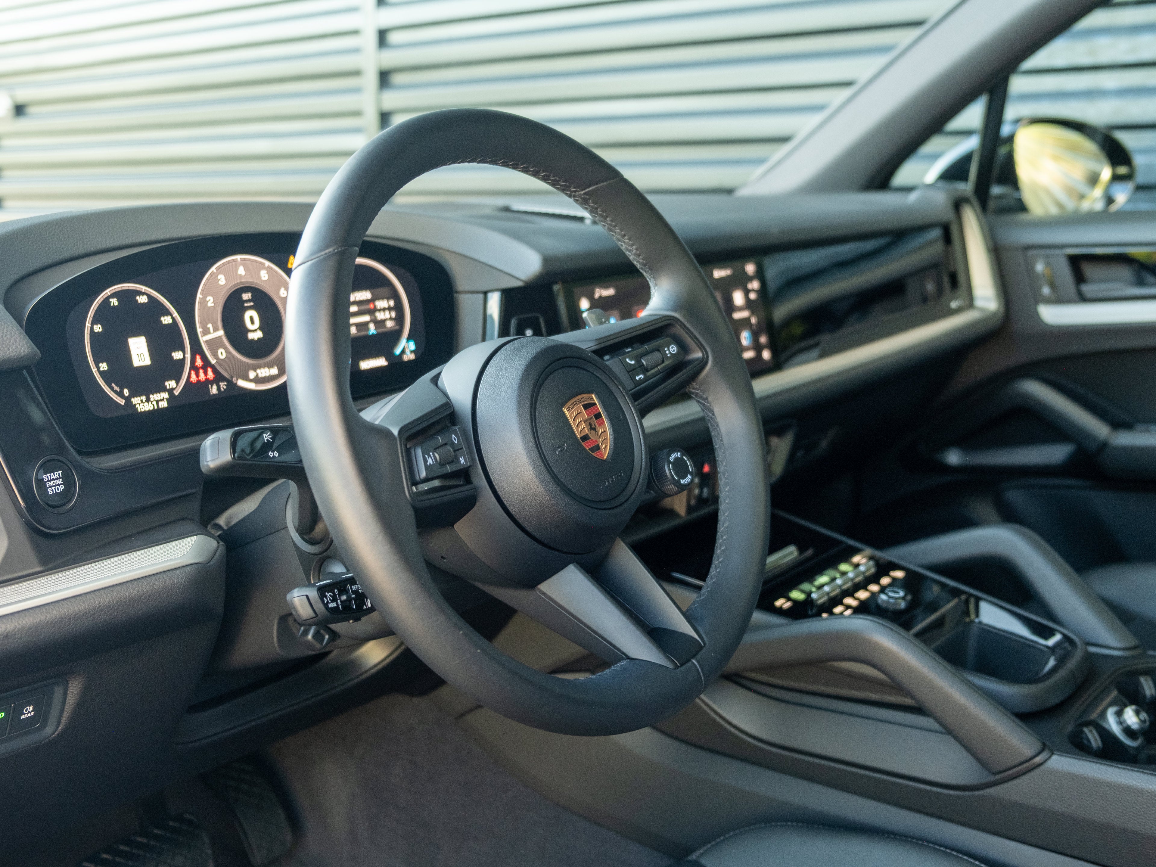 2025 Porsche Cayenne Base