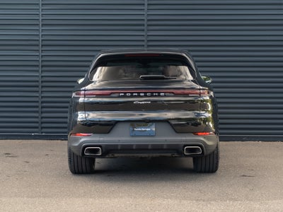 2025 Porsche Cayenne Base