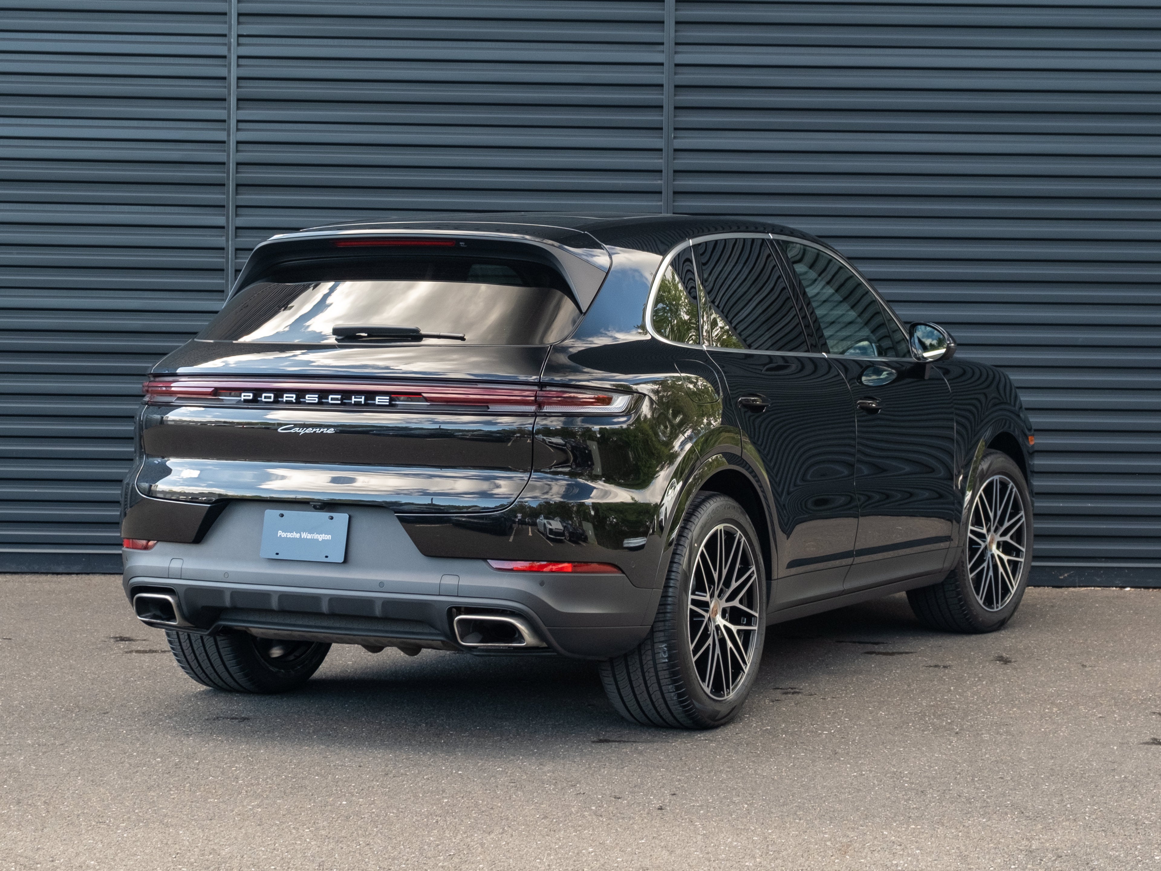 2025 Porsche Cayenne Base