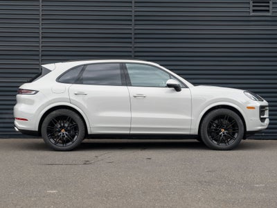 2026 Porsche Cayenne Base