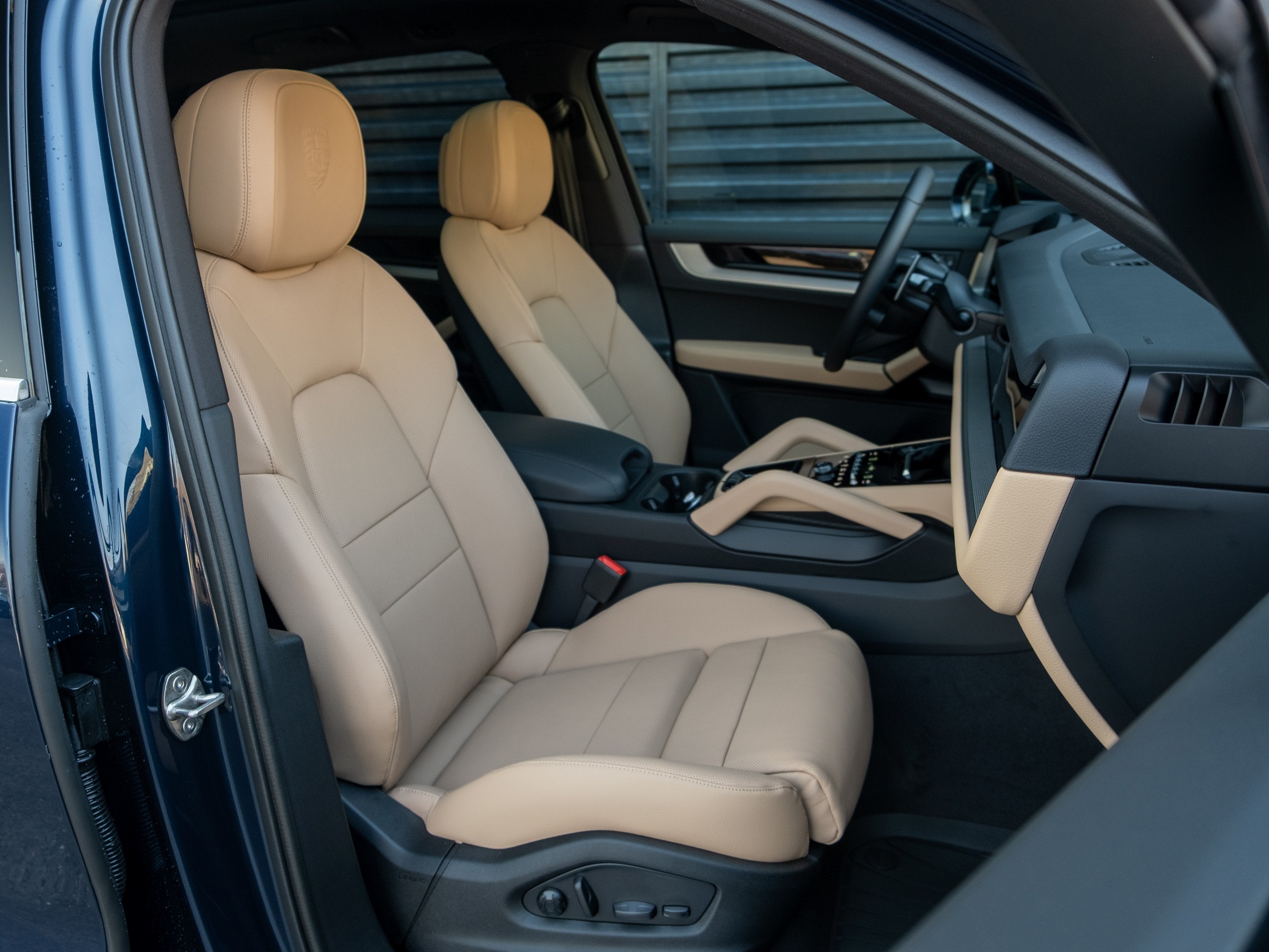 2026 Porsche Cayenne Base