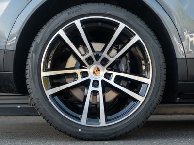 2026 Porsche Cayenne Base