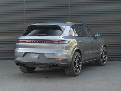 2026 Porsche Cayenne Base