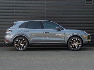 2026 Porsche Cayenne Base
