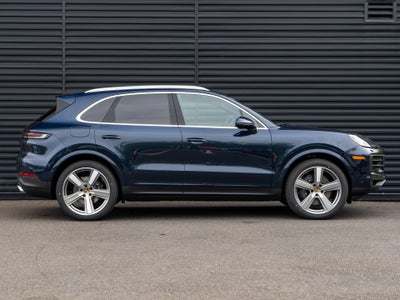 2026 Porsche Cayenne Base