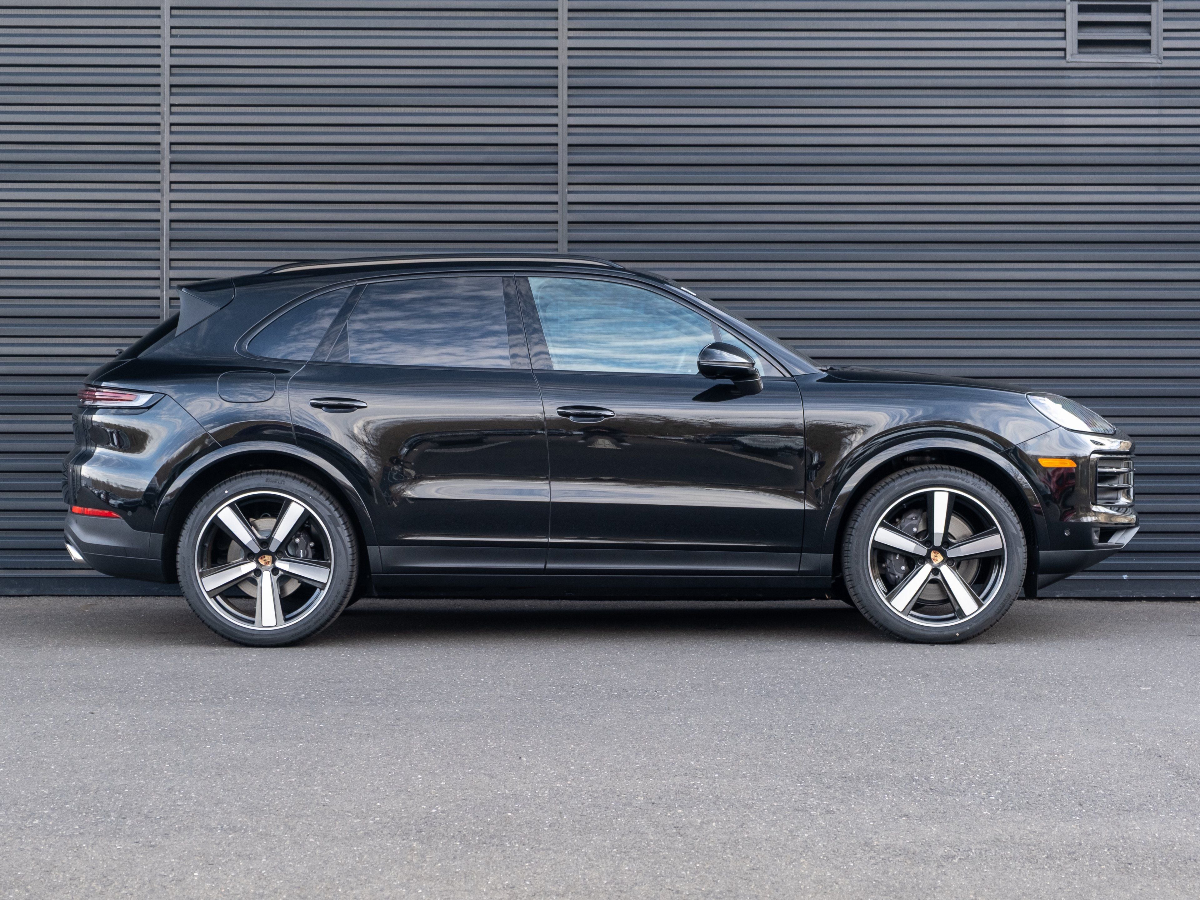 2026 Porsche Cayenne Base