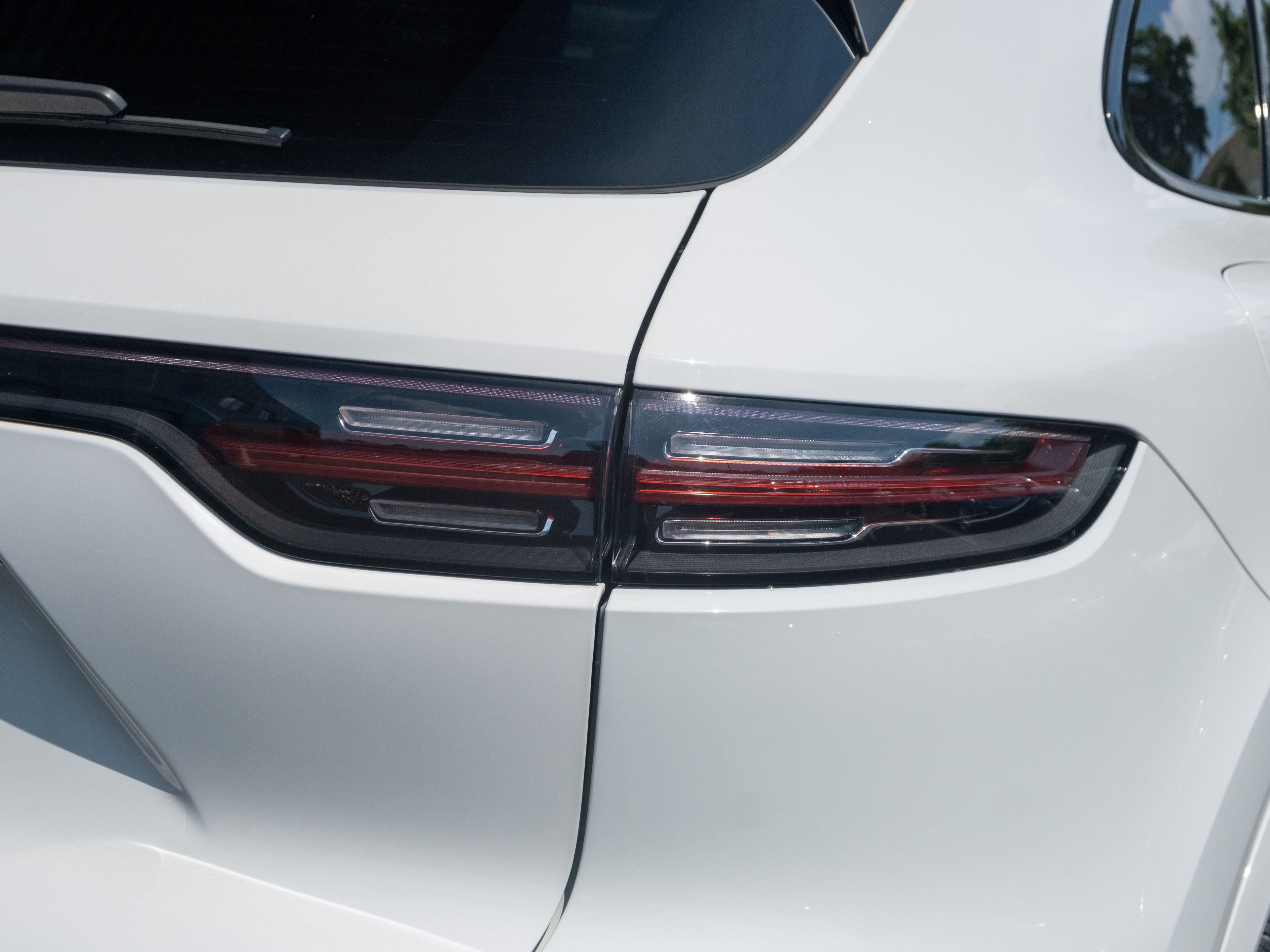 2023 Porsche Cayenne Base