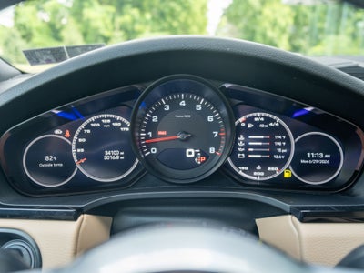 2023 Porsche Cayenne Base