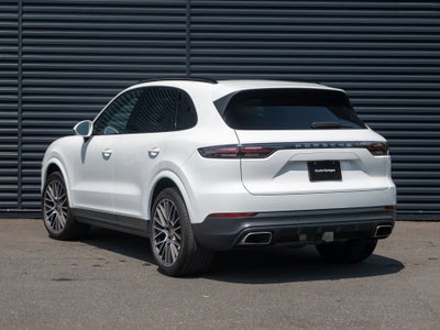 2023 Porsche Cayenne Base