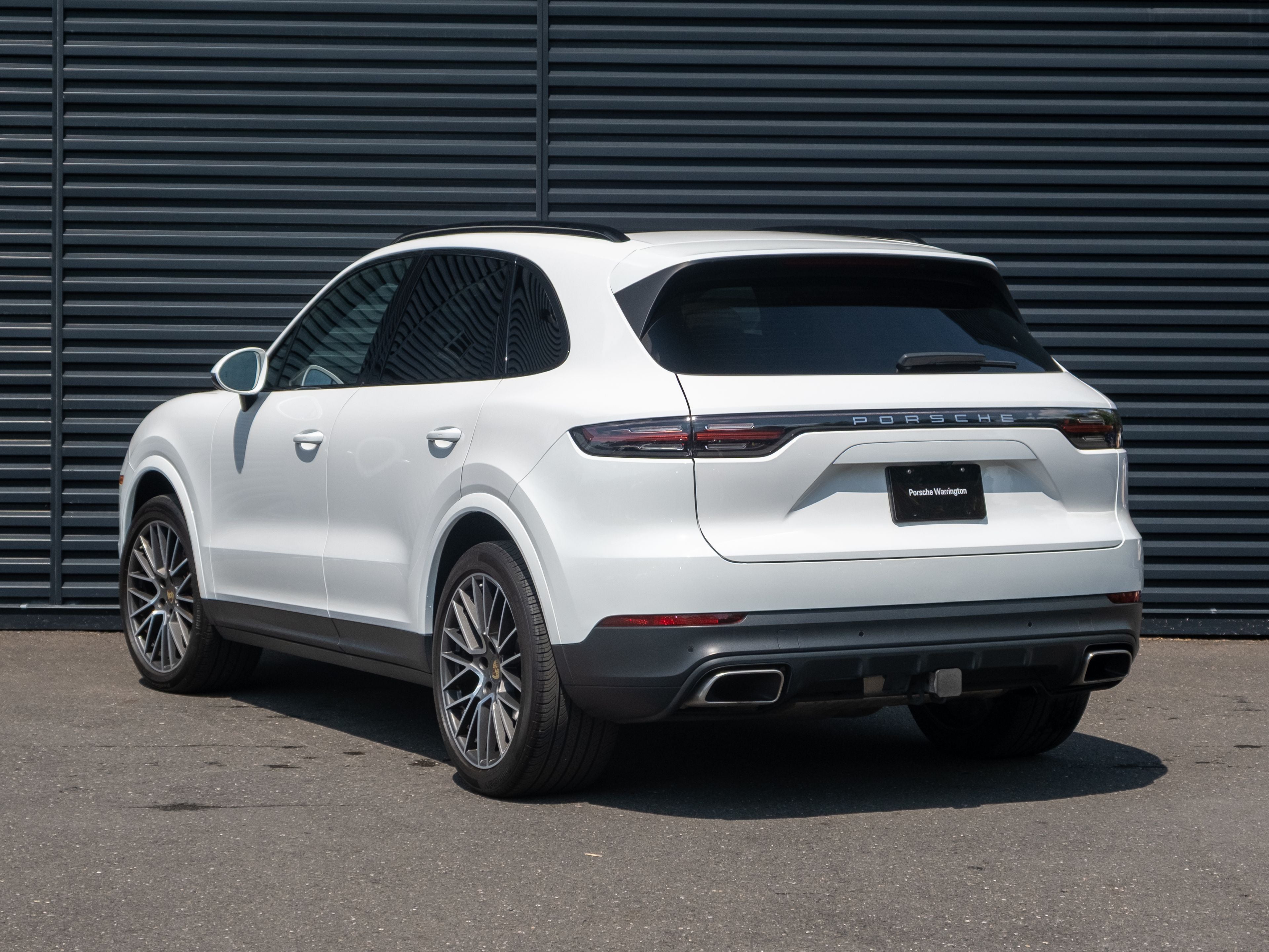 2023 Porsche Cayenne Base