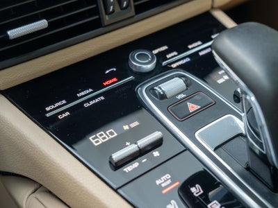 2023 Porsche Cayenne Base
