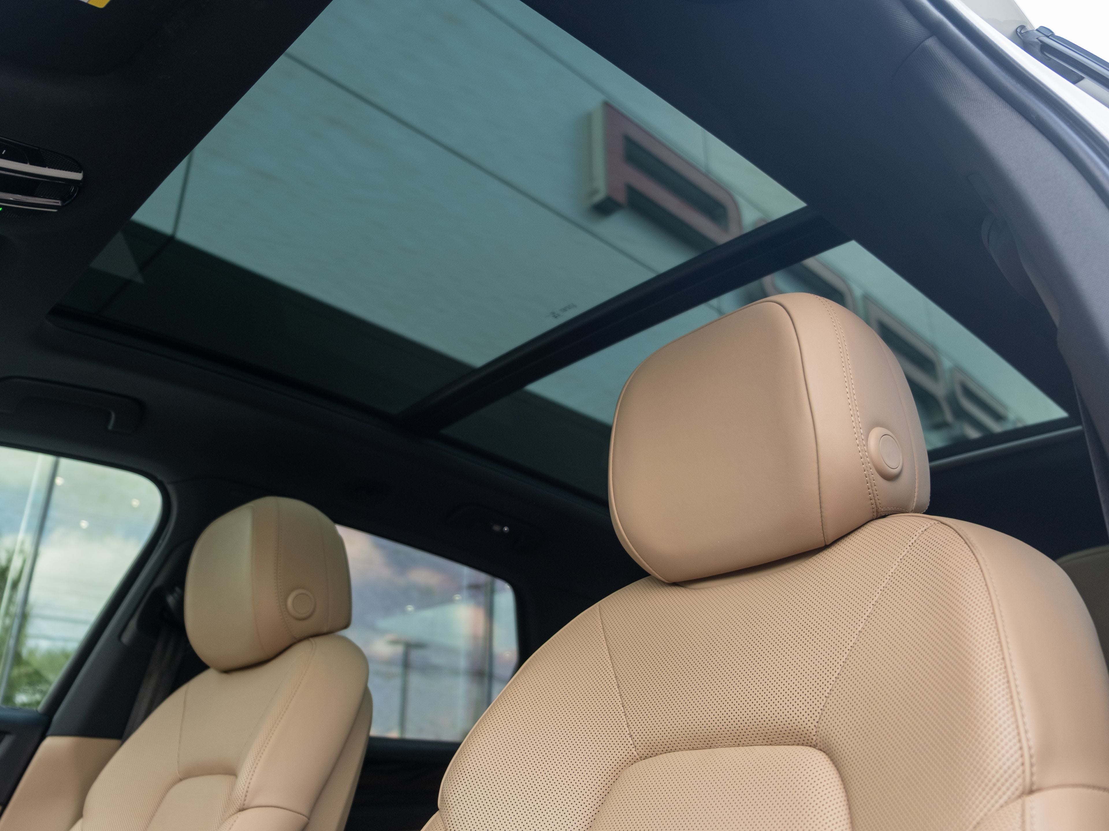 2023 Porsche Cayenne Base