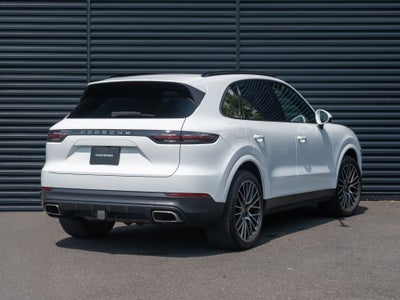 2023 Porsche Cayenne Base