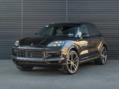 2024 Porsche Cayenne Base