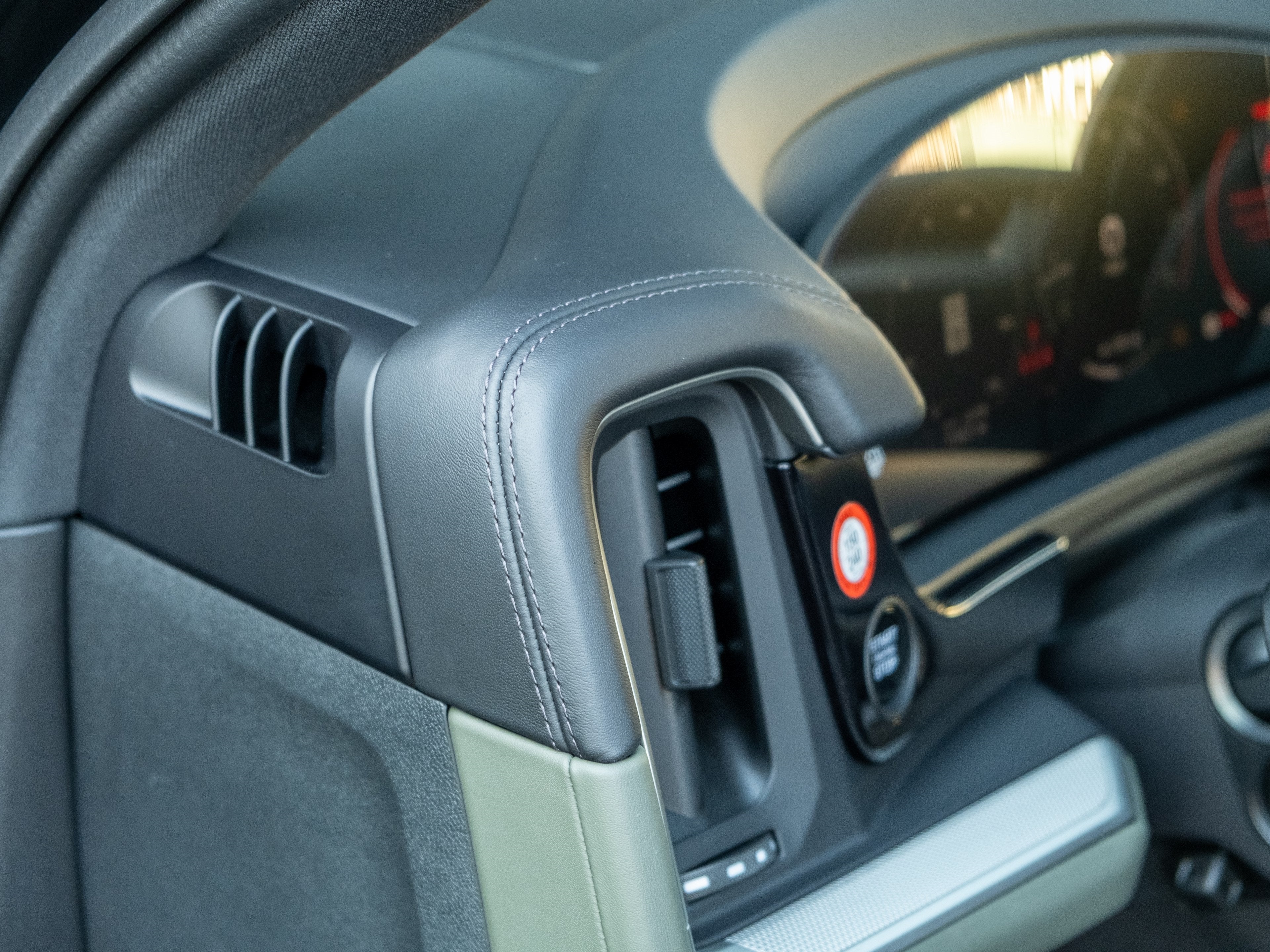 2024 Porsche Cayenne Base