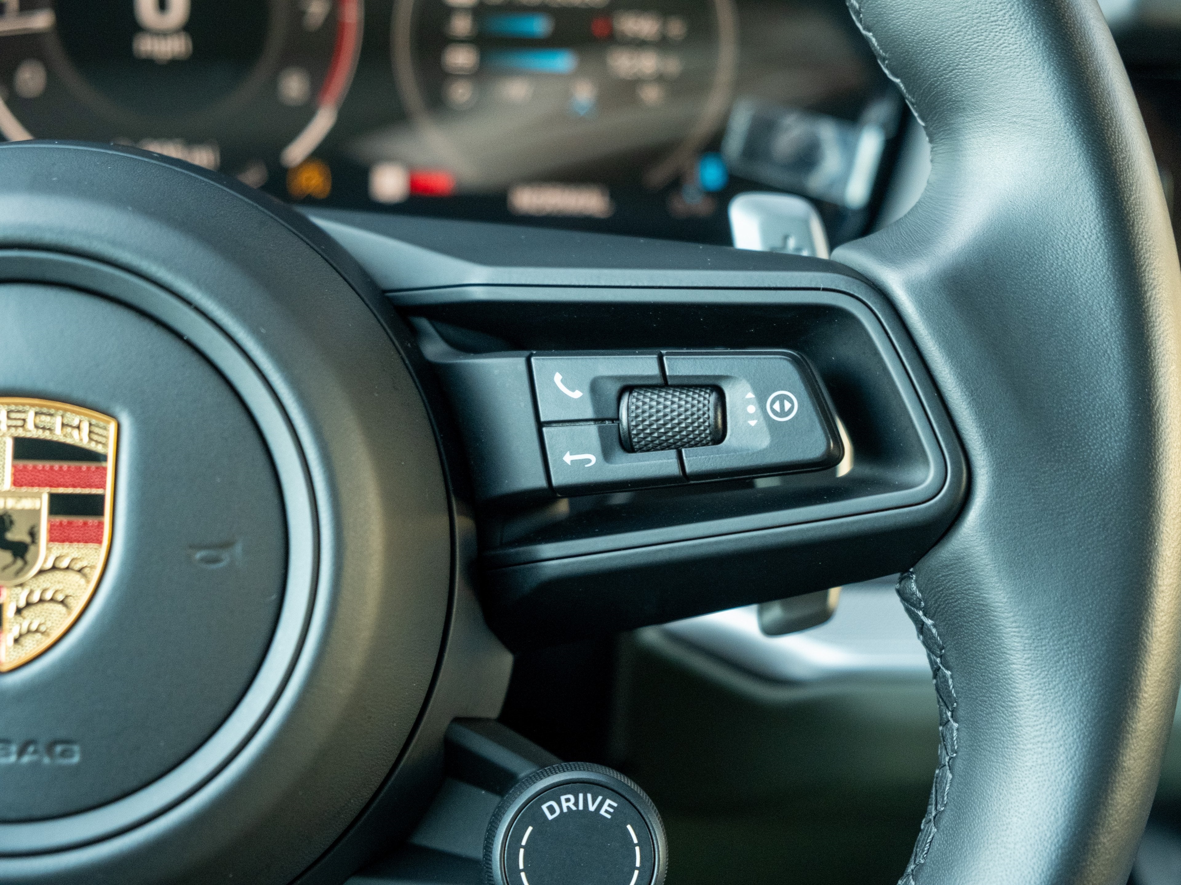 2024 Porsche Cayenne Base