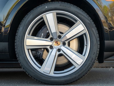 2026 Porsche Cayenne Base