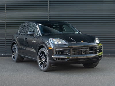 2026 Porsche Cayenne Base