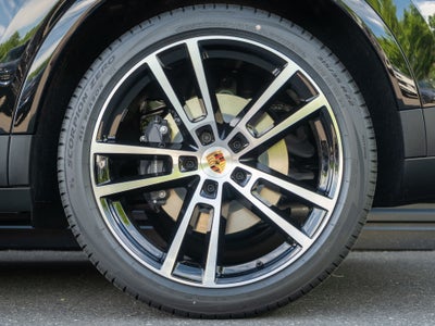 2026 Porsche Cayenne Base