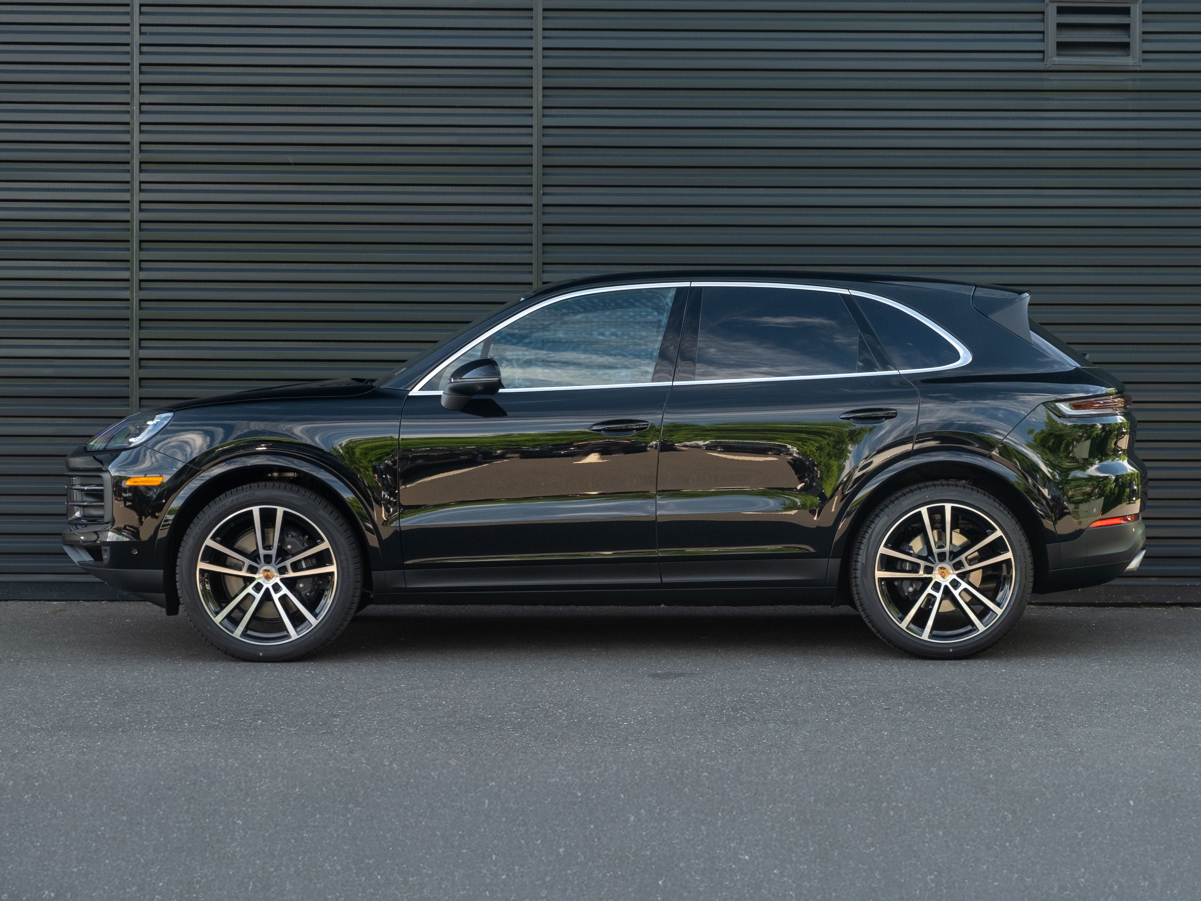 2026 Porsche Cayenne Base