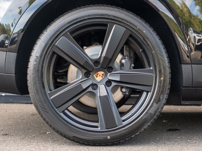 2026 Porsche Cayenne Base