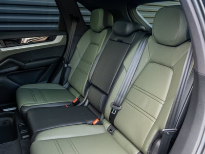 2026 Porsche Cayenne Base