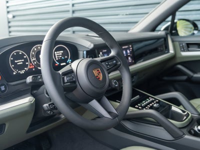 2026 Porsche Cayenne Base