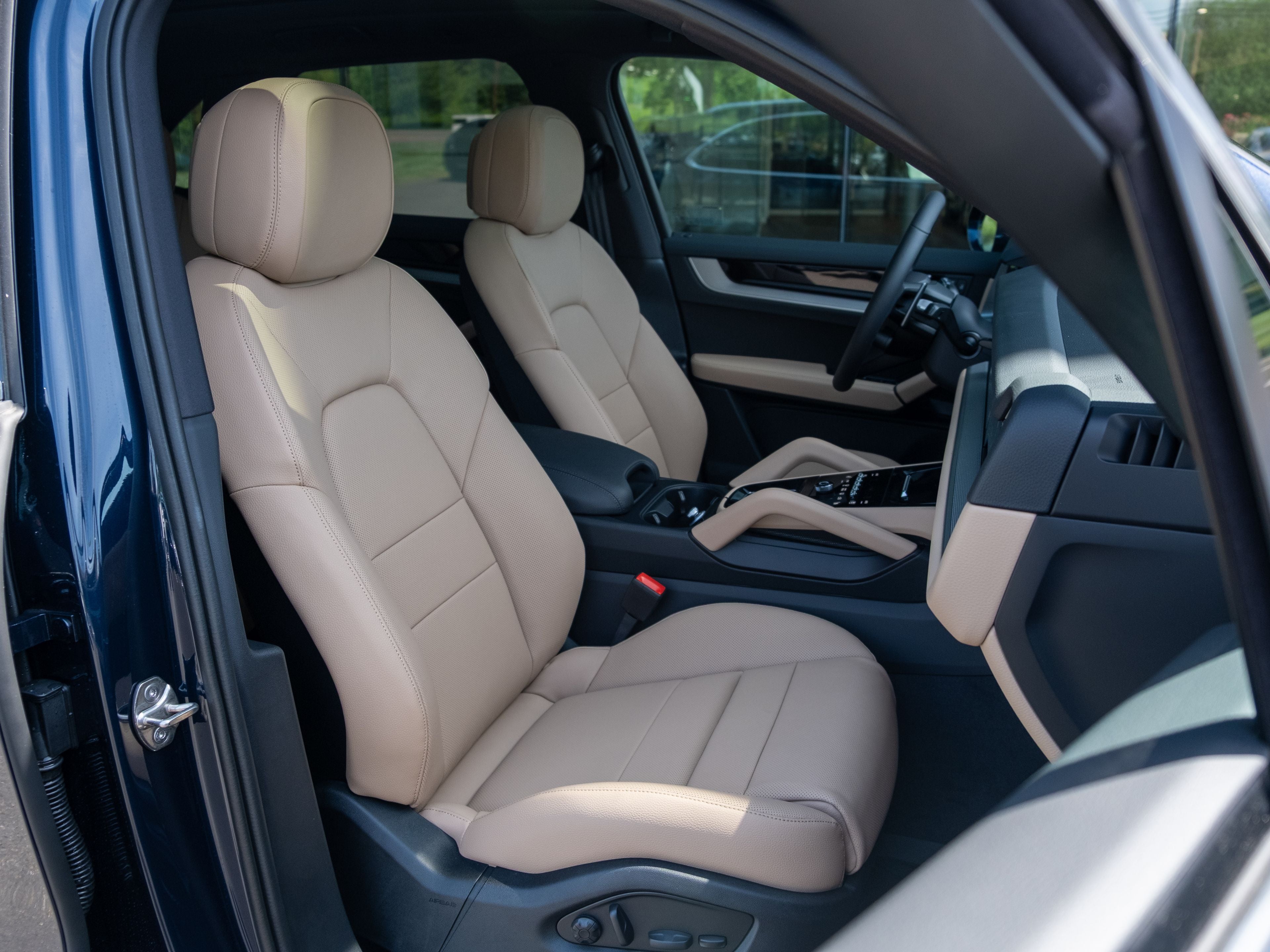 2026 Porsche Cayenne Base