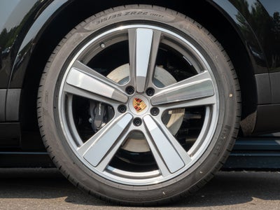 2026 Porsche Cayenne Base