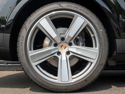 2026 Porsche Cayenne Base