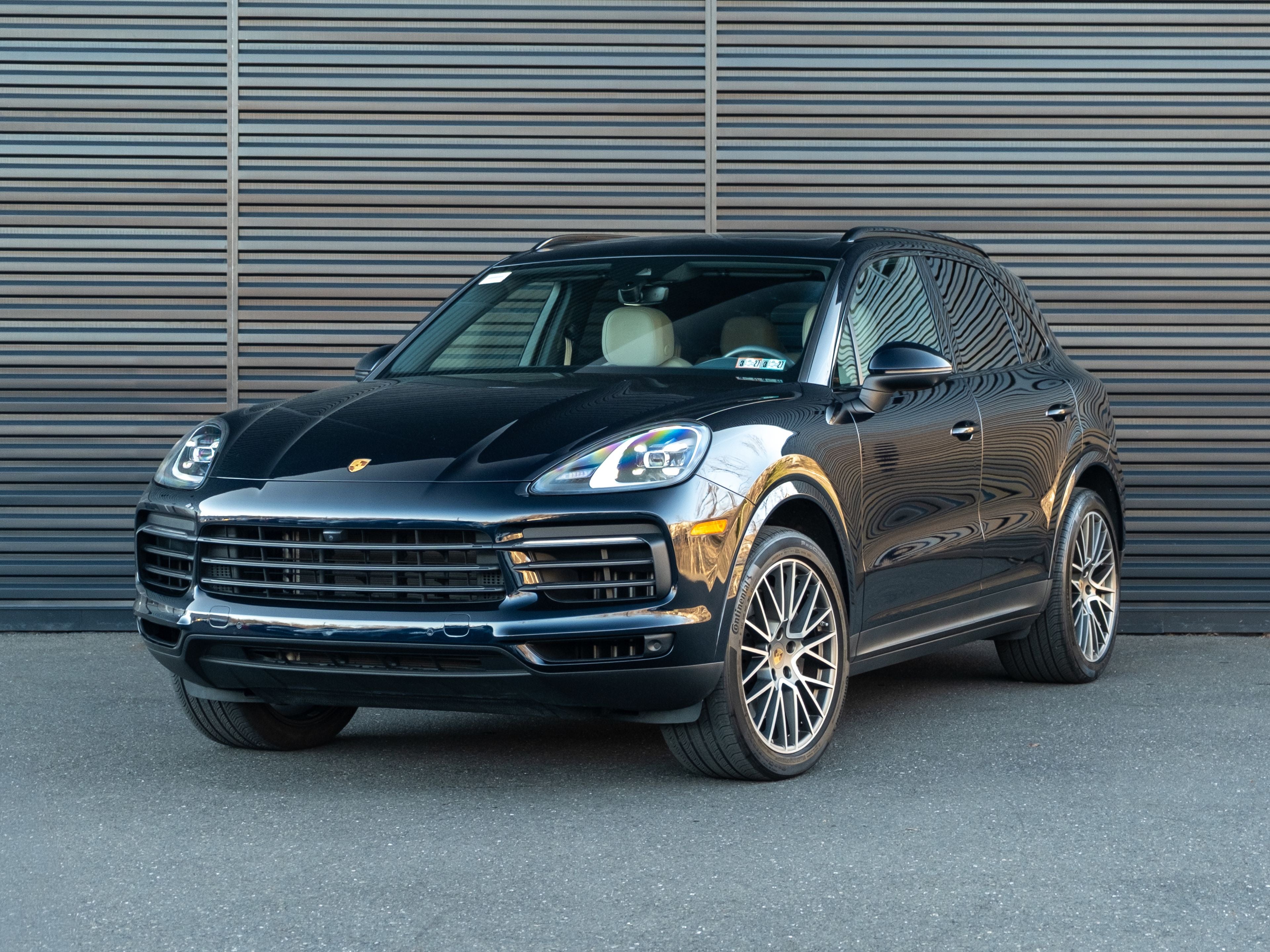 2023 Porsche Cayenne Platinum Edition