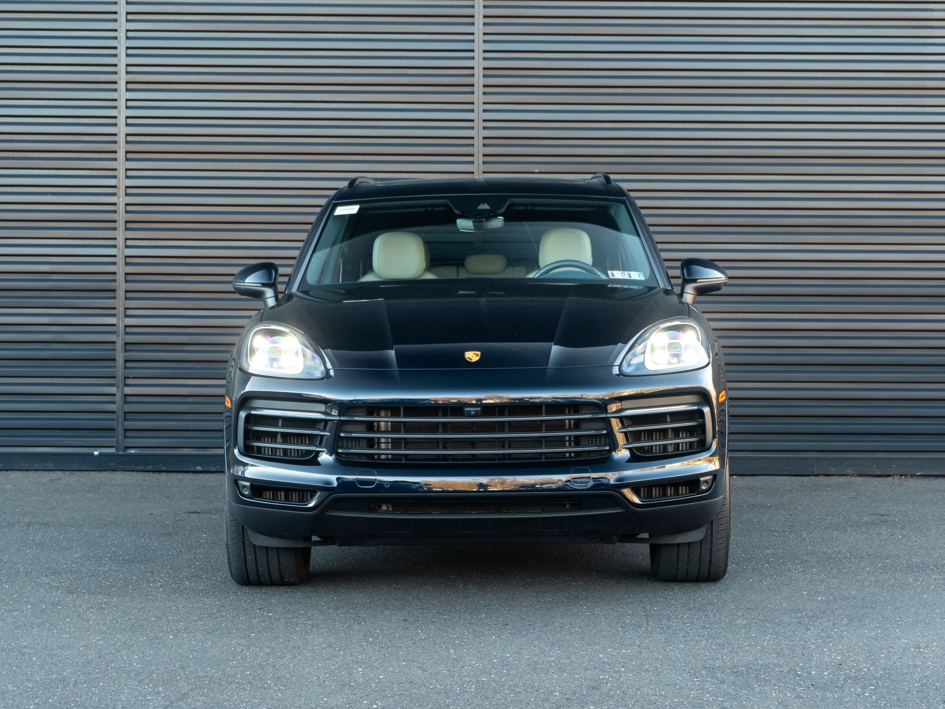 2023 Porsche Cayenne Platinum Edition