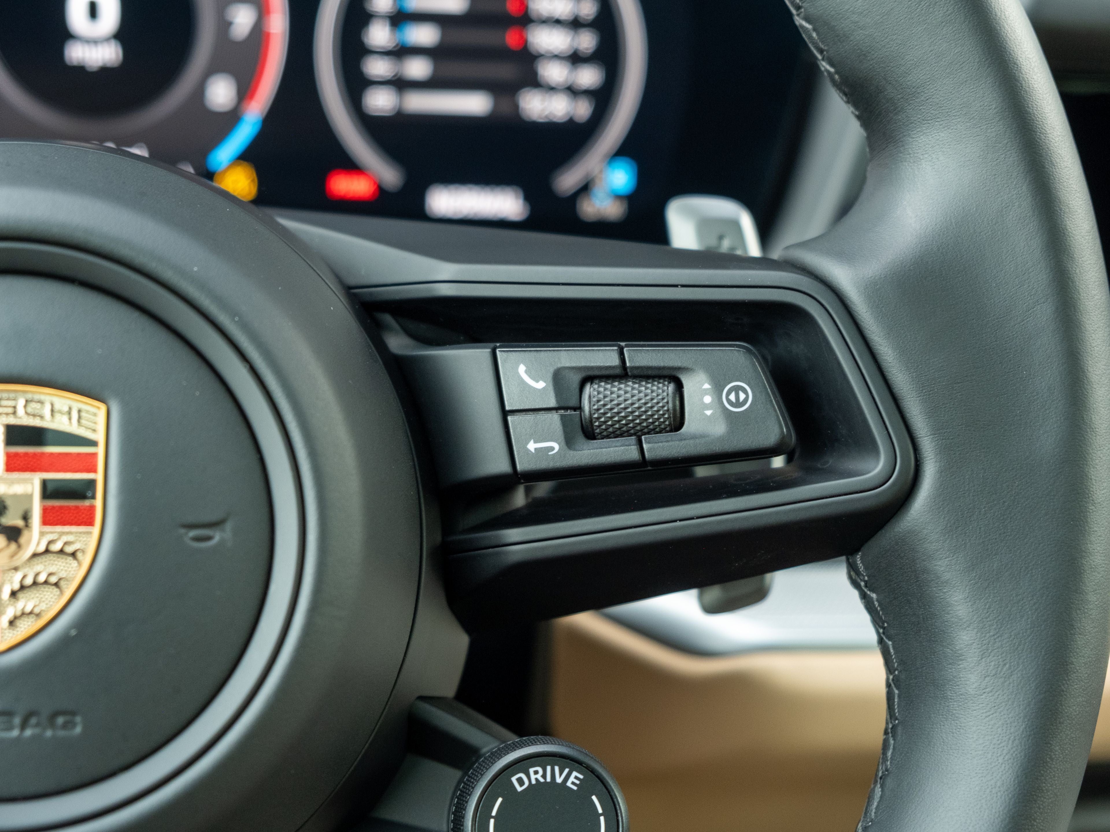 2024 Porsche Cayenne Base